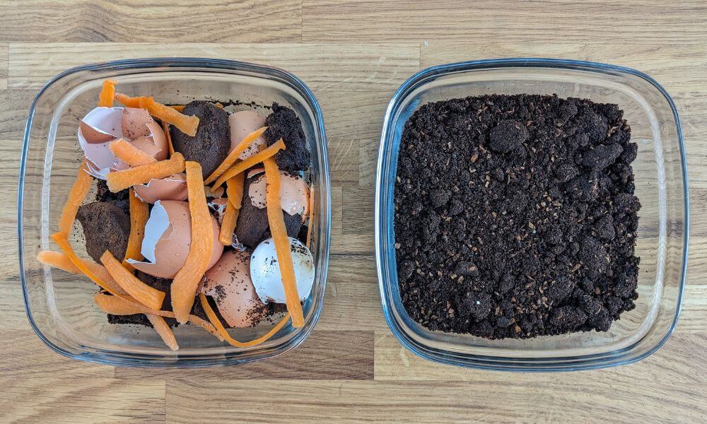 photo prise du dessus de deux récipients en verre. On peut y voir l'avant et après broyage des déchets suivant : marc de café, épluchures de légumes et coquilles d'œufs.